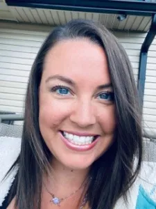 Kayla – Expanded Duties Dental Assistant and Front Desk at Richmond Smile Design {PRACTICE_NAME}